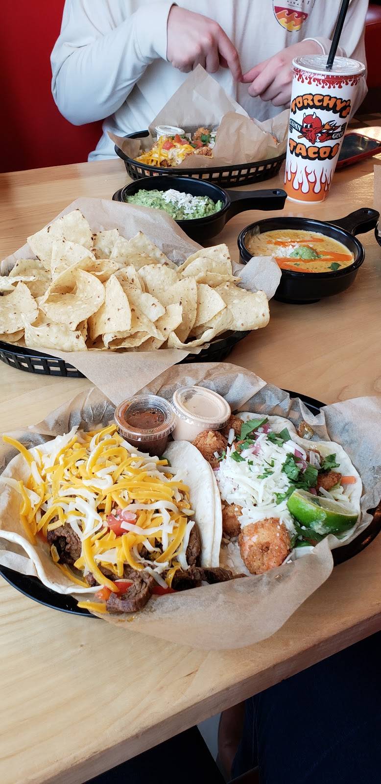 Torchys Tacos | restaurant | 17627 La Cantera Pkwy #105, San Antonio, TX 78257, USA | 2104243151 OR +1 210-424-3151