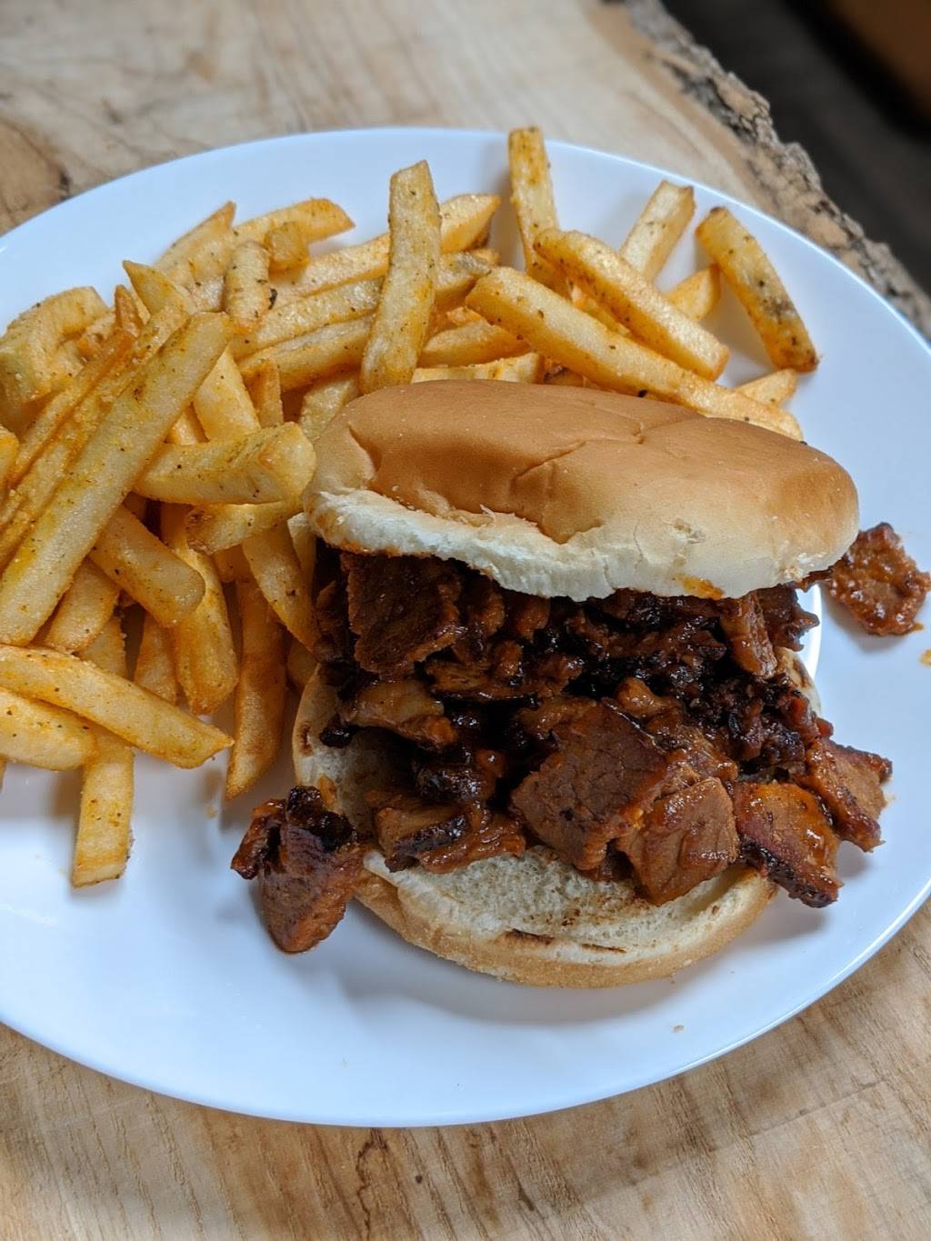 Pinkys Bar & Grill | restaurant | 428 Main St, Courtland, KS 66939, USA | 7853744200 OR +1 785-374-4200