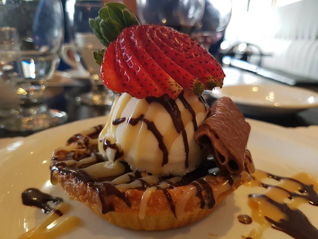 Restaurant La Pointe à Bernard | restaurant | 692 4e rue de la Pointe, Shawinigan, QC G9N 1G8, Canada | 8195375553 OR +1 819-537-5553