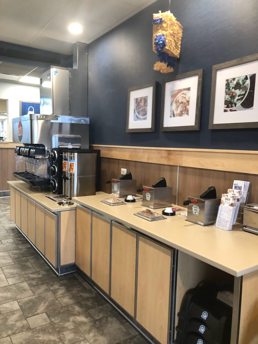 Culvers | restaurant | 251 N Randall Rd, Lake in the Hills, IL 60156, USA | 2243330571 OR +1 224-333-0571