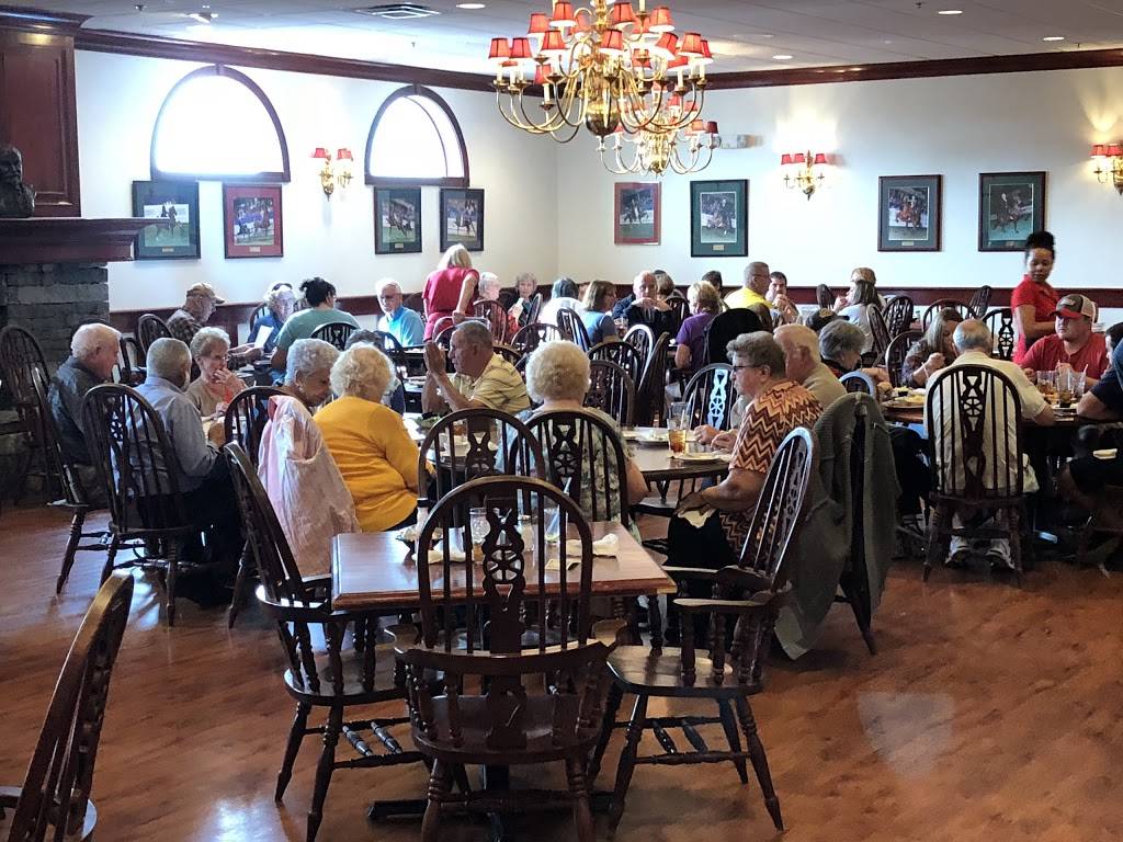 Claudia Sanders Dinner House | restaurant | 3202 Shelbyville Rd, Shelbyville, KY 40065, USA | 5026335600 OR +1 502-633-5600