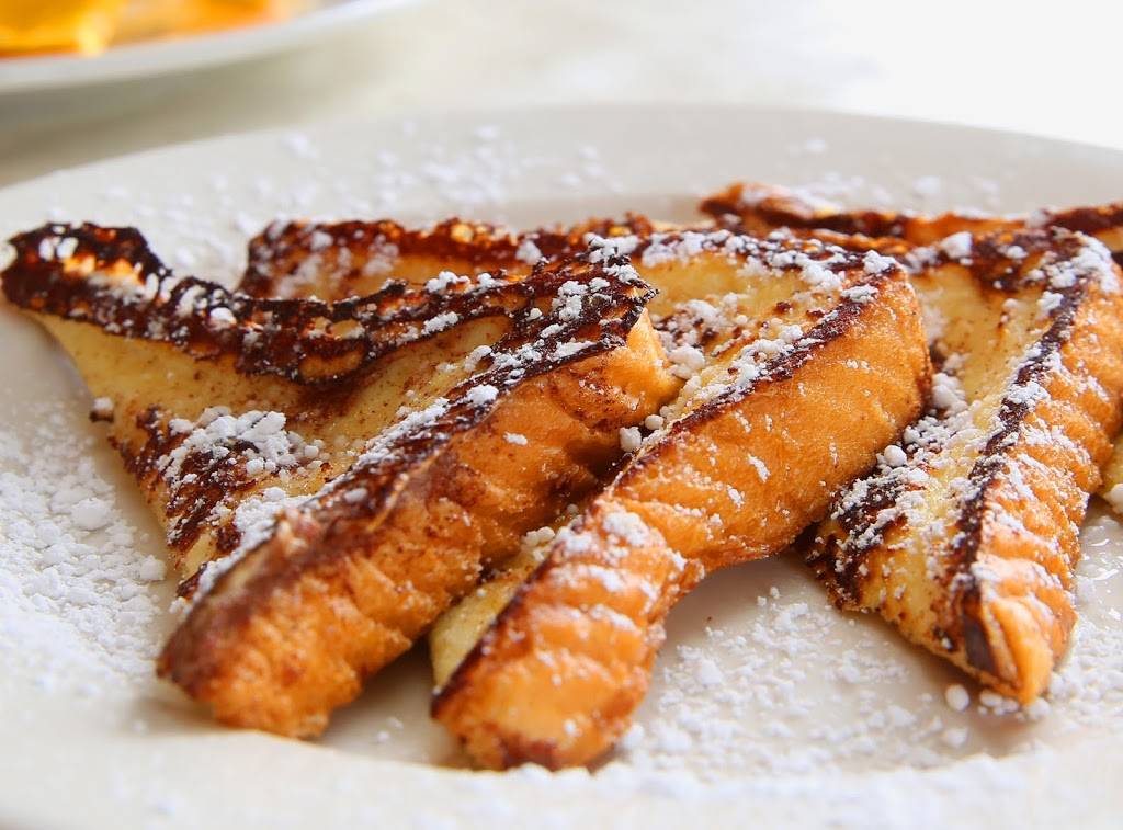 Famous Anthonys Lynchburg | restaurant | 5312, 2104 Wards Rd, Lynchburg, VA 24502, USA | 4344556950 OR +1 434-455-6950