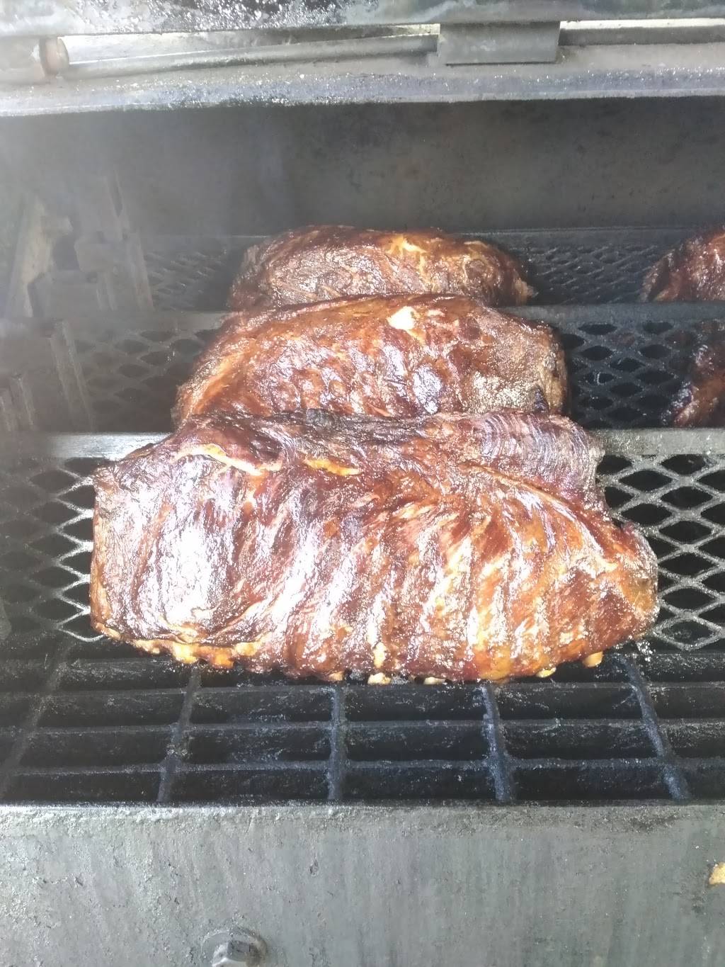 Southern Que BarBQ | restaurant | 70 Pomeroy Ave, Meriden, CT 06450, USA | 2032381542 OR +1 203-238-1542