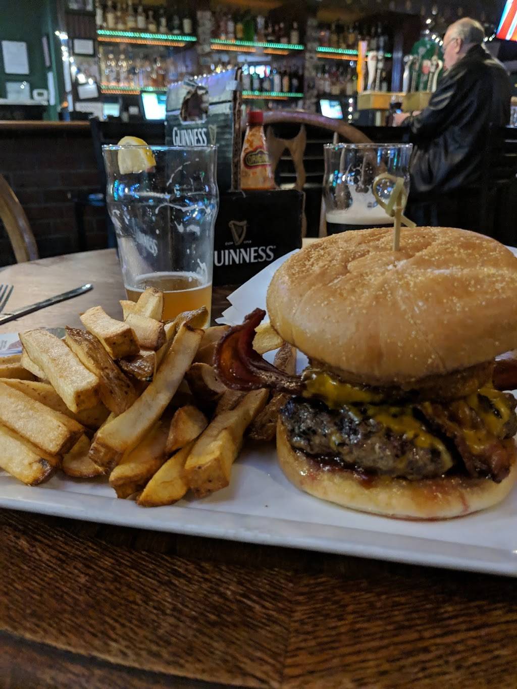 Churchill Arms Pub | restaurant | 649 E Bidwell St, Folsom, CA 95630, USA | 9169843706 OR +1 916-984-3706