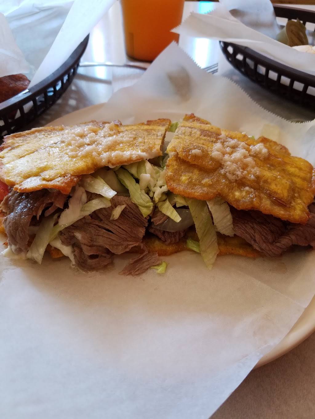 Ponce Place | restaurant | 3612 W North Ave, Chicago, IL 60647, USA | 7736988314 OR +1 773-698-8314