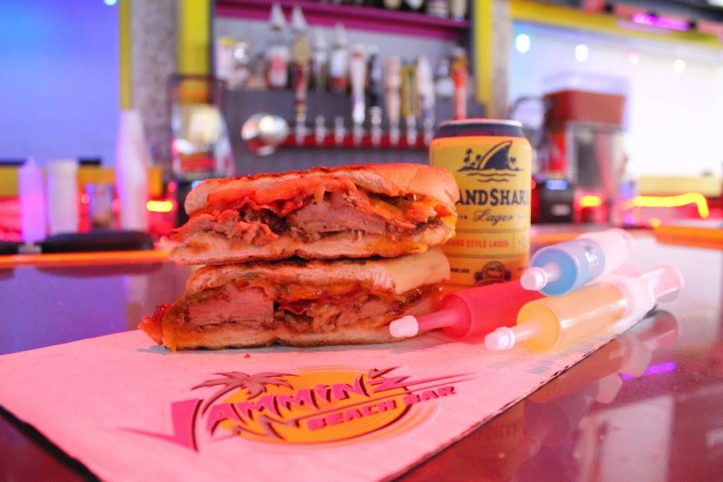 Panini Workz | restaurant | 411 Mandalay Ave, Clearwater Beach, FL 33767, USA | 7273515226 OR +1 727-351-5226