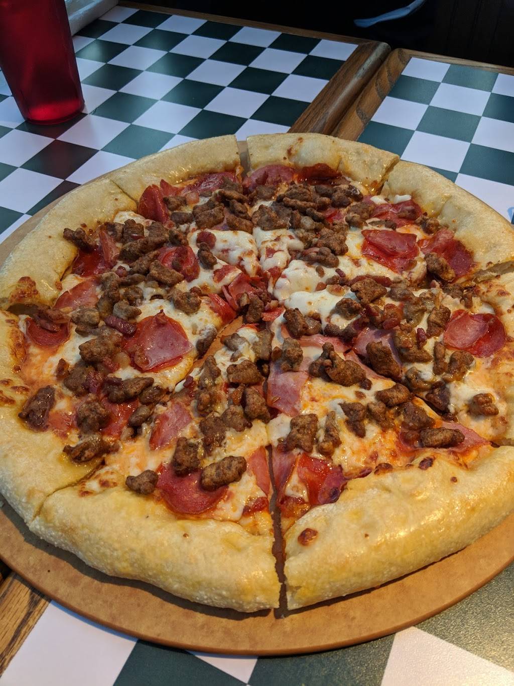 Pizza Hut | restaurant | 1125 W High Ave, New Philadelphia, OH 44663, USA | 3303391338 OR +1 330-339-1338