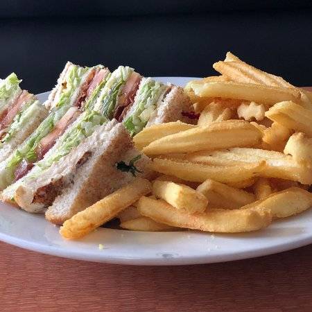 Stooleys Bar & Grill | restaurant | 118 Division St, Kingston, ON K7L 1Y8, Canada | 6135474044 OR +1 613-547-4044