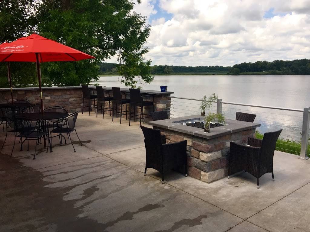 Pink Diamond | restaurant | 1434 Ann Lake Rd, Ogilvie, MN 56358, USA | 3202724000 OR +1 320-272-4000