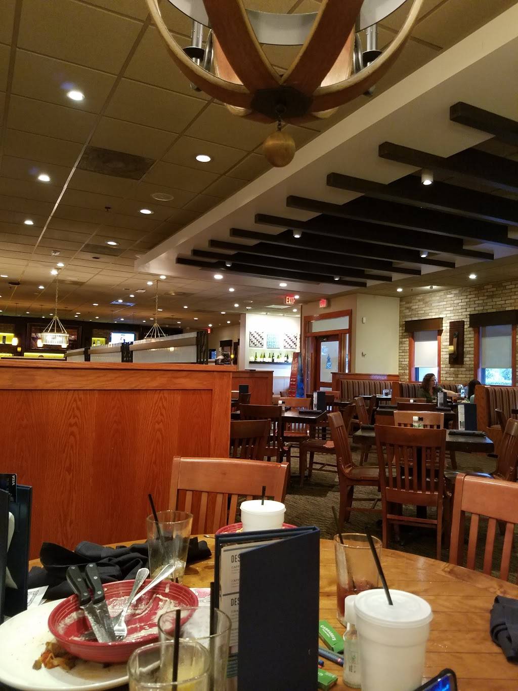 Carrabbas Italian Grill | restaurant | 1205 Townsgate Ct, Plant City, FL 33563, USA | 8137520760 OR +1 813-752-0760