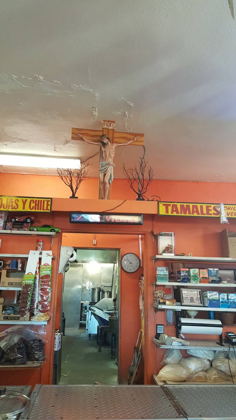 La Favorita Tortilleria | restaurant | 600 N Brannick Ave, Los Angeles, CA 90063, USA | 3232633949 OR +1 323-263-3949