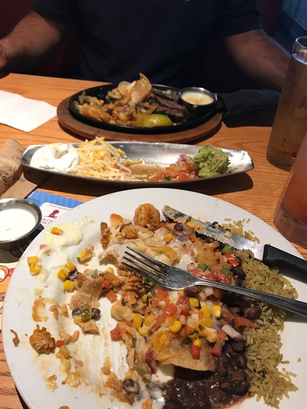 Chilis Grill & Bar | meal takeaway | 543 Coleman Ave, San Jose, CA 95110, USA | 4082759340 OR +1 408-275-9340