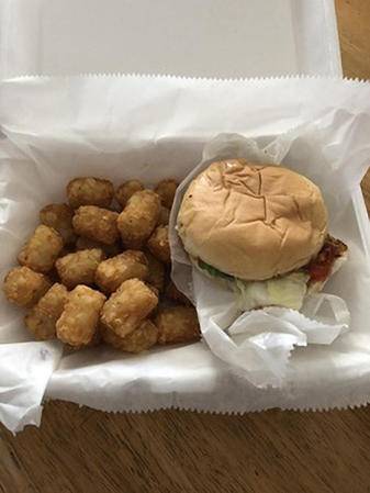 Brown Bag Burgers | restaurant | 350 4th St, Henderson, KY 42420, USA | 2702120403 OR +1 270-212-0403