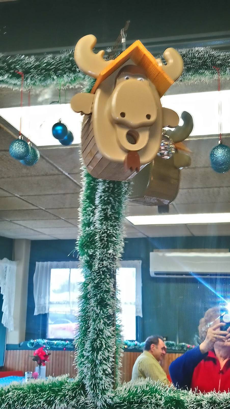 Fentons Restaurant | restaurant | 3448 Walker Rd, Windsor, ON N8W 3S3, Canada | 5199726891 OR +1 519-972-6891