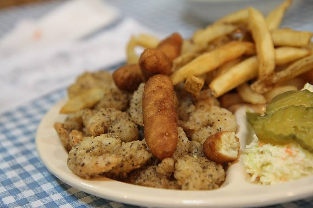 Twin Tops Fish Camp | restaurant | 4574 S New Hope Rd, Gastonia, NC 28056, USA | 7048252490 OR +1 704-825-2490