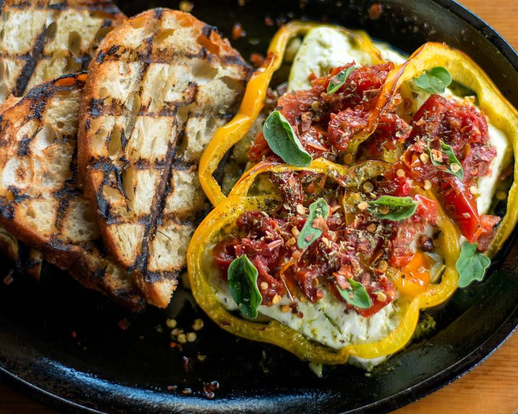 Helen in the Heights | restaurant | 1111 Studewood St #B, Houston, TX 77008, USA | 8325827146 OR +1 832-582-7146