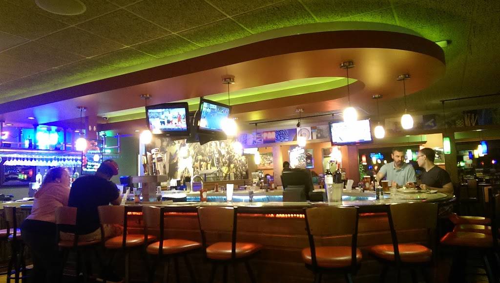 Applebees Grill + Bar | restaurant | 1600 Rocky Run Pkwy, Wilmington, DE 19803, USA | 3024795207 OR +1 302-479-5207