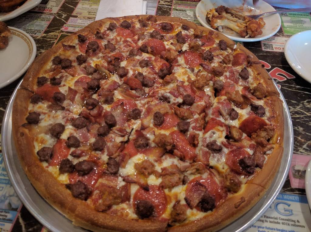 Village Pizza Restaurant | restaurant | 521 College Hwy, Southwick, MA 01077, USA | 4135693160 OR +1 413-569-3160