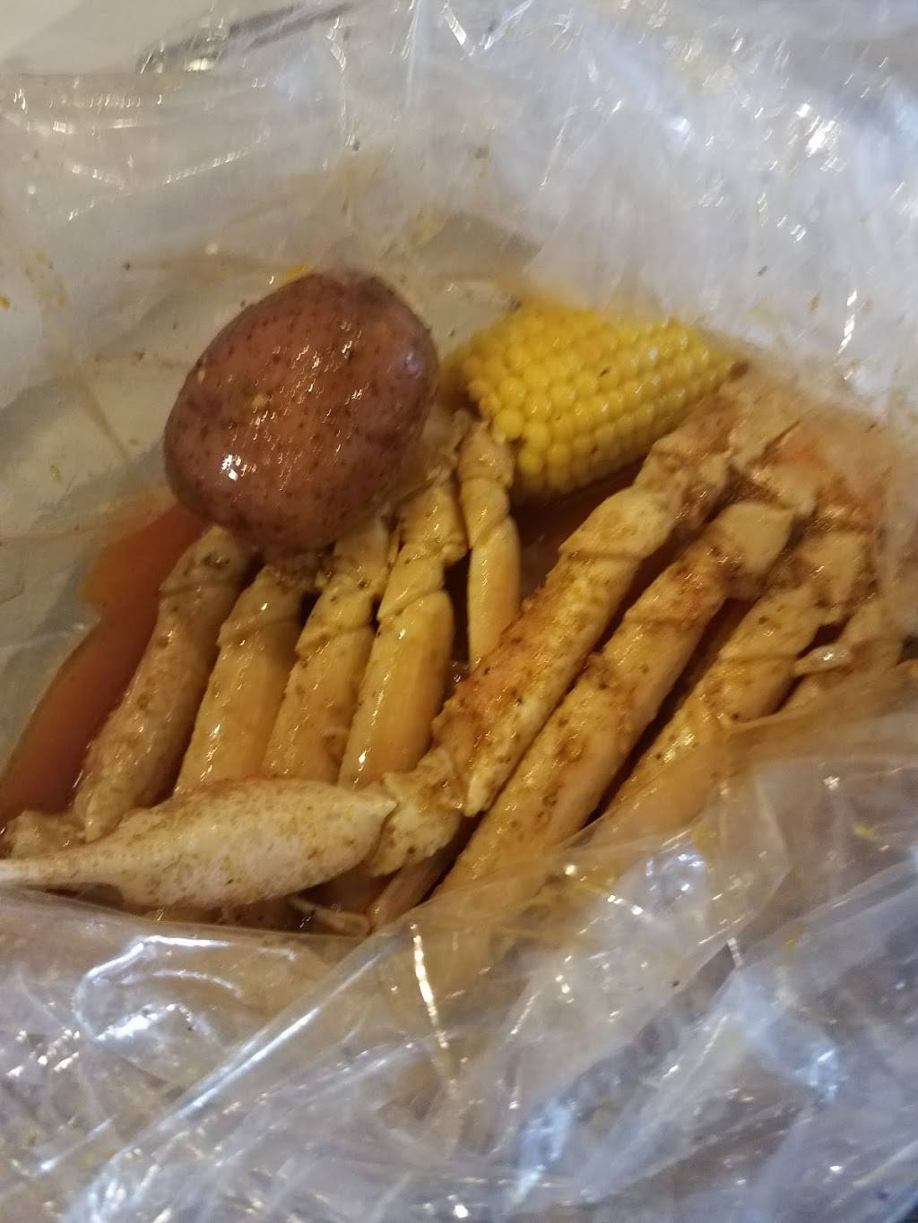 The Juicy Seafood | restaurant | 1404 Boston Rd, Springfield, MA 01119, USA | 4132098941 OR +1 413-209-8941