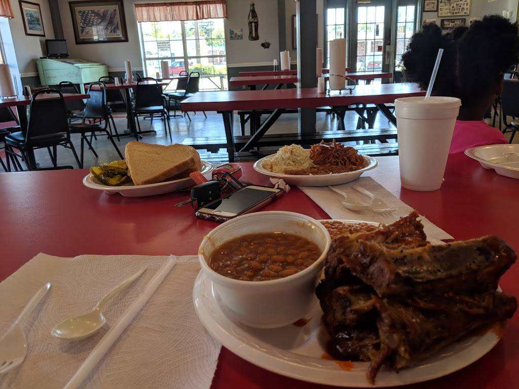 Cleve Edmunds Bar-B-Que | restaurant | 3935 Washington Rd, Augusta, GA 30907, USA | 7068634277 OR +1 706-863-4277