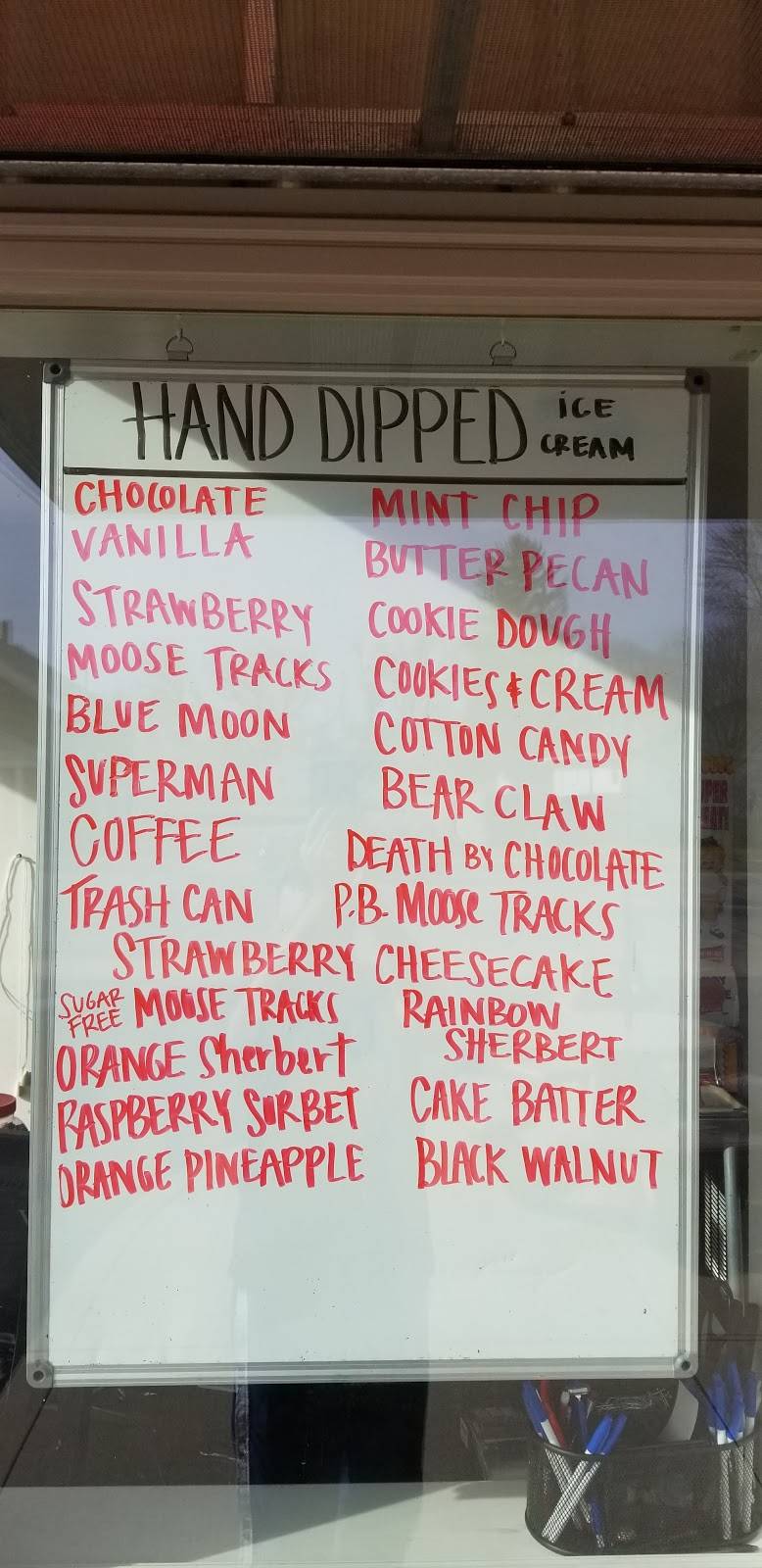 Sophies Ice Cream | restaurant | 306 W Main St, Gas City, IN 46933, USA | 7656770155 OR +1 765-677-0155