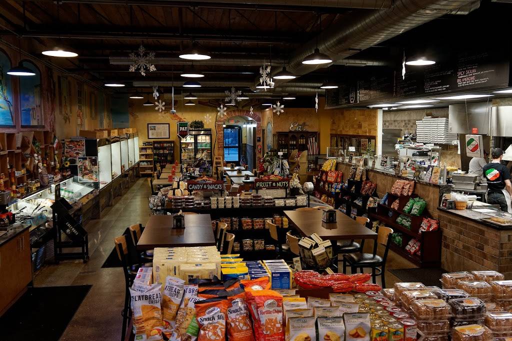 Licavolis Market | meal takeaway | 20915 Mack Ave, Grosse Pointe Woods, MI 48236, USA | 3136424404 OR +1 313-642-4404