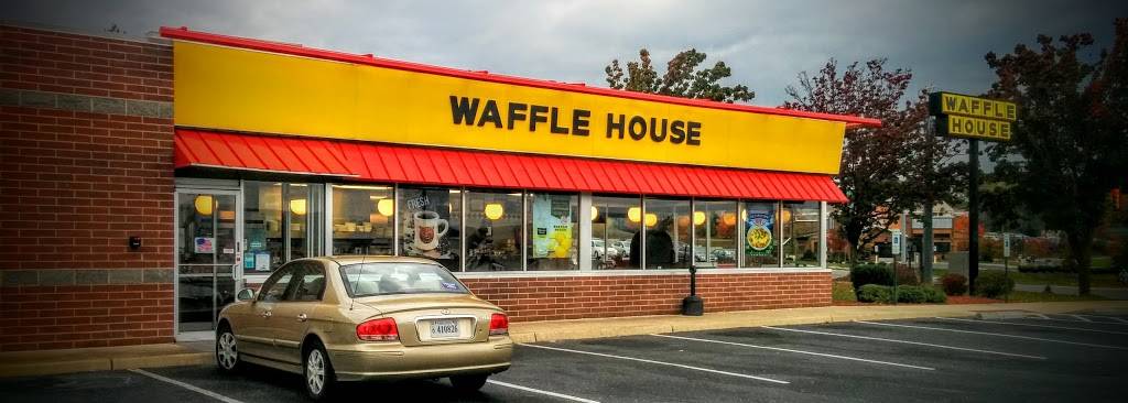 Waffle House | meal takeaway | 901 Lew Dewitt Blvd, Waynesboro, VA 22980, USA | 5409436814 OR +1 540-943-6814