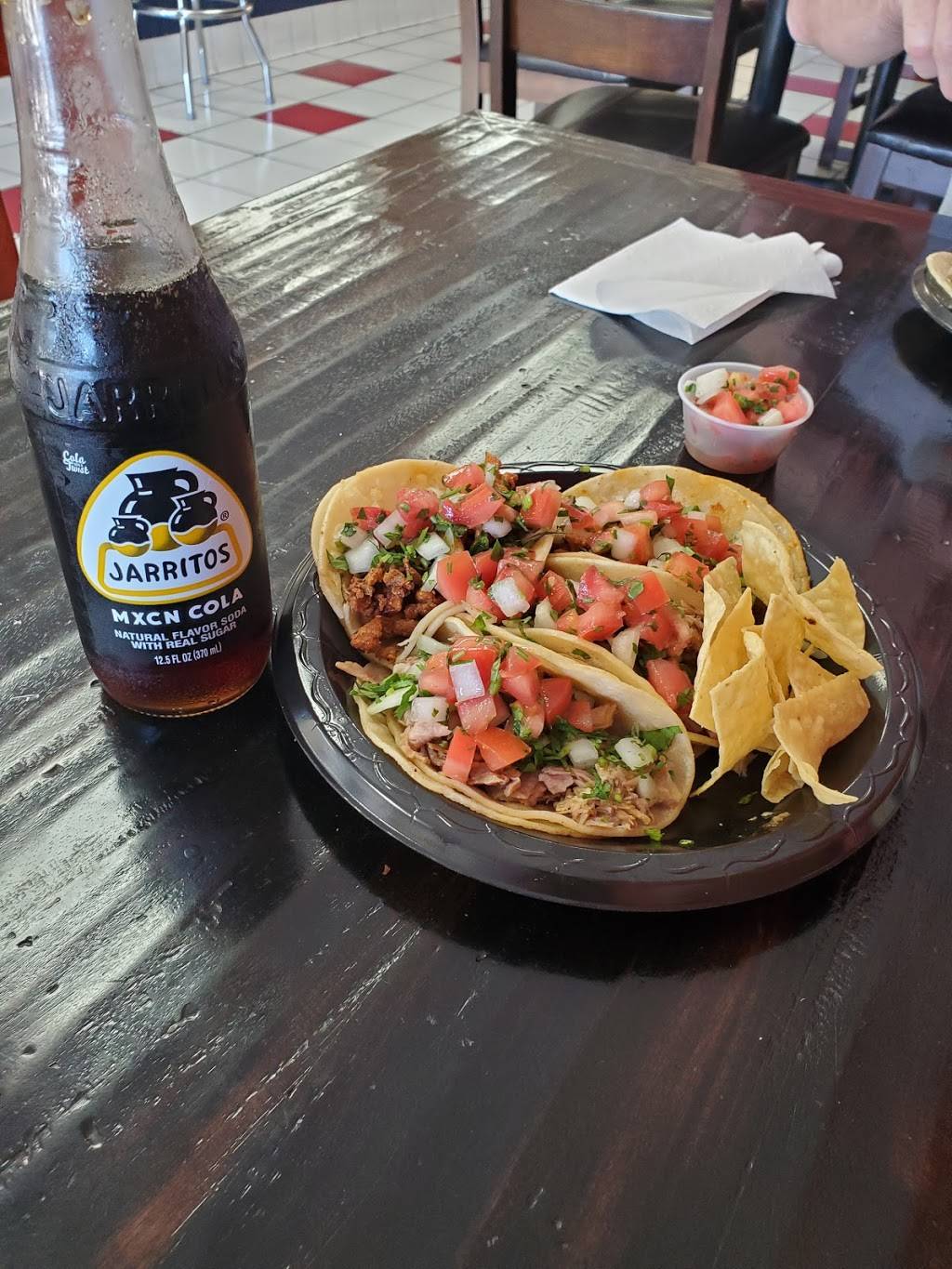 felipe’s grill | restaurant | 707 W Channel Islands Blvd, Oxnard, CA 93033, USA | 8052288088 OR +1 805-228-8088