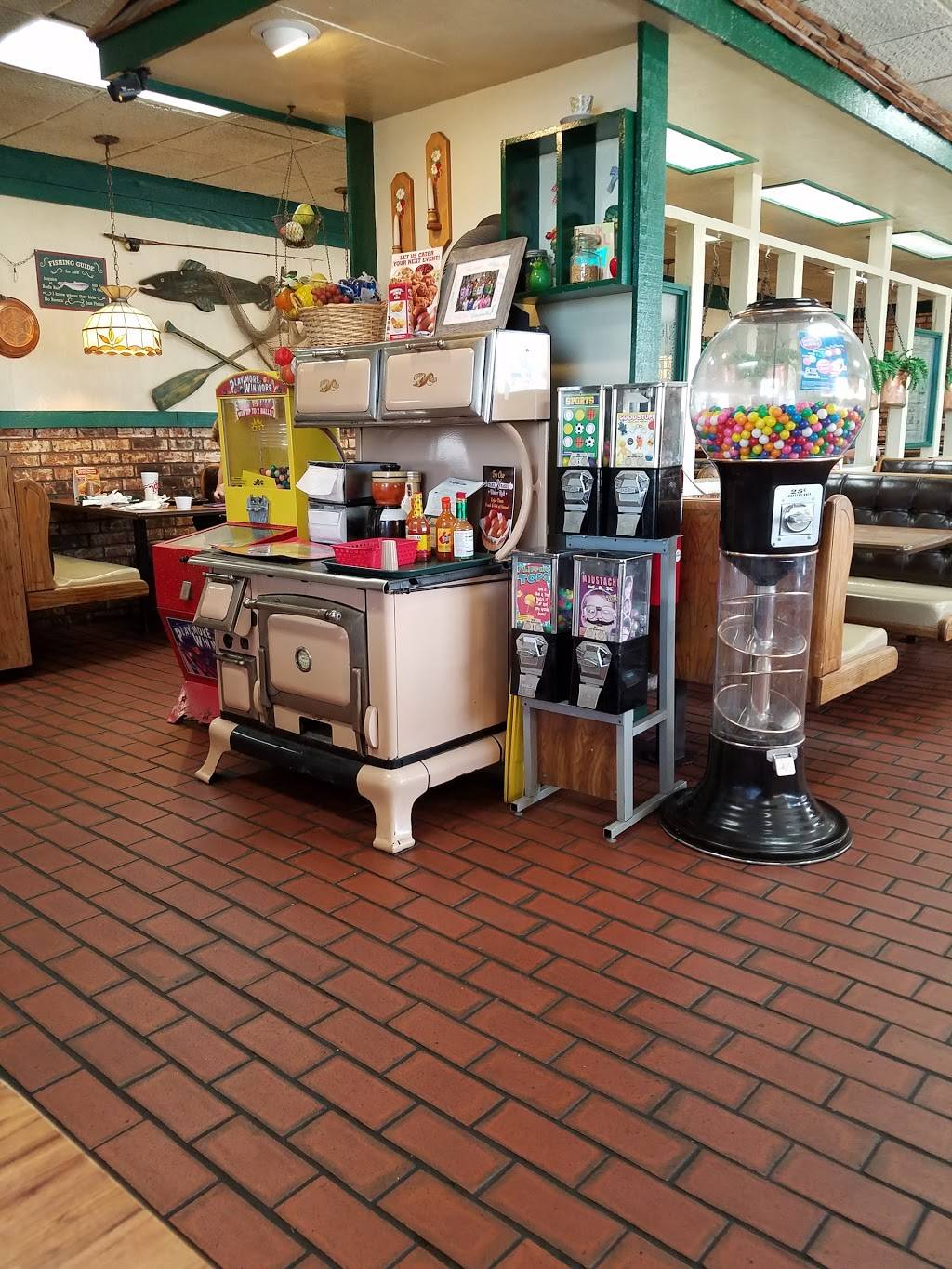 Grandys Country Cookin | restaurant | 10599 Vista Del Sol Dr, El Paso, TX 79924, USA | 9155988382 OR +1 915-598-8382