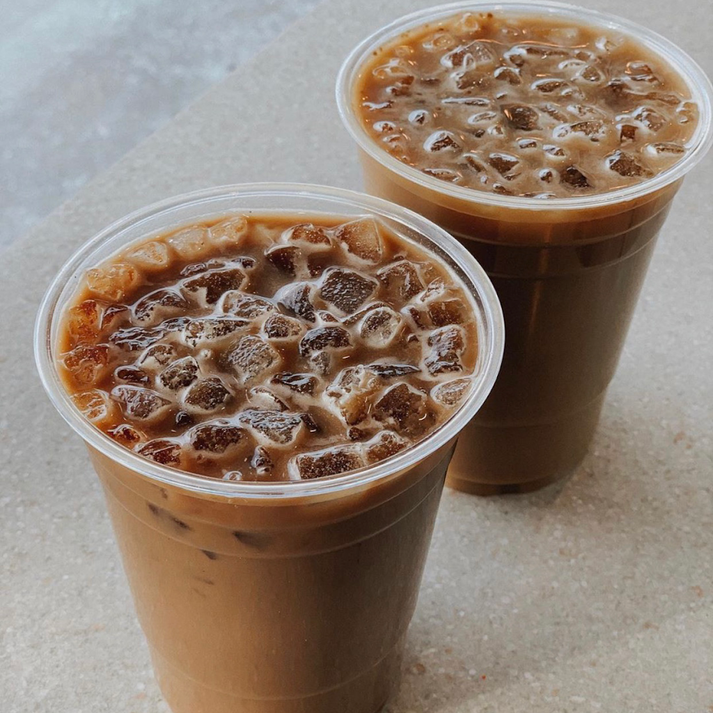 The Hangout Spot | cafe | 601 Weldon Blvd suit 105, Lake Mary, FL 32746, USA | 3529015520 OR +1 352-901-5520