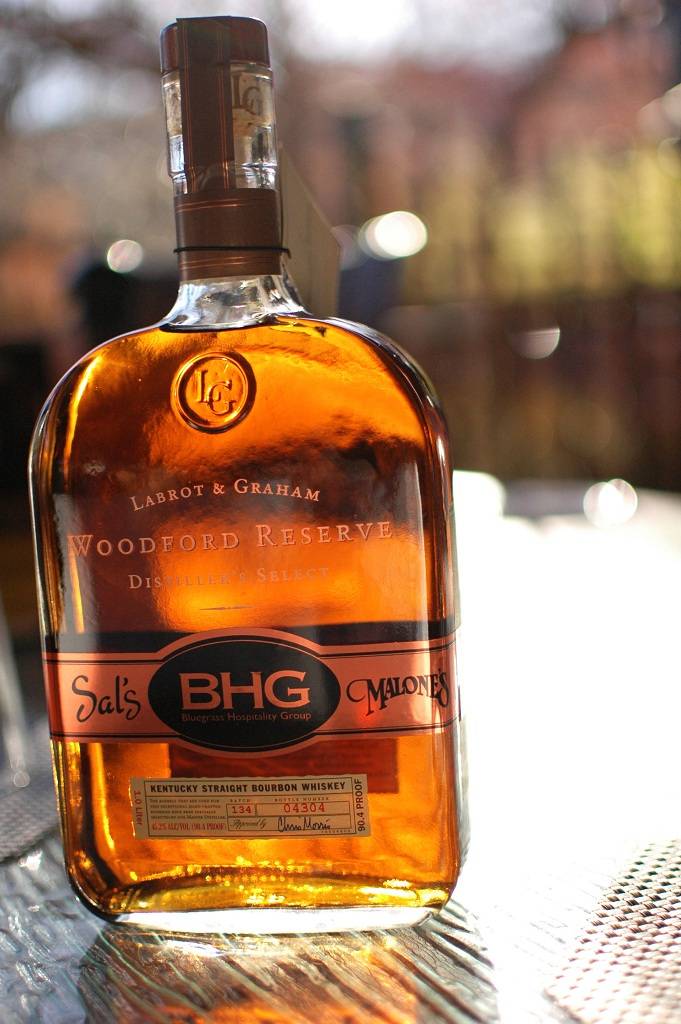 Malones Lansdowne | restaurant | 3347 Tates Creek Rd, Lexington, KY 40502, USA | 8593356500 OR +1 859-335-6500