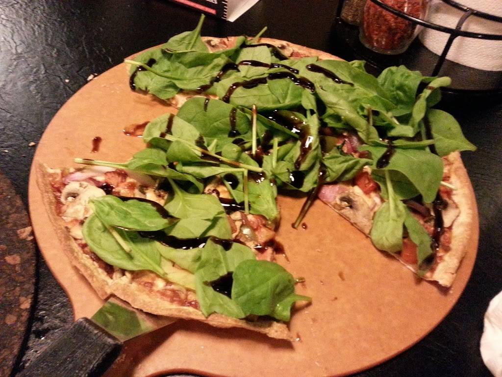 Pizza Hut | meal takeaway | 995 Fairmount Ave, Jamestown, NY 14701, USA | 7164848800 OR +1 716-484-8800