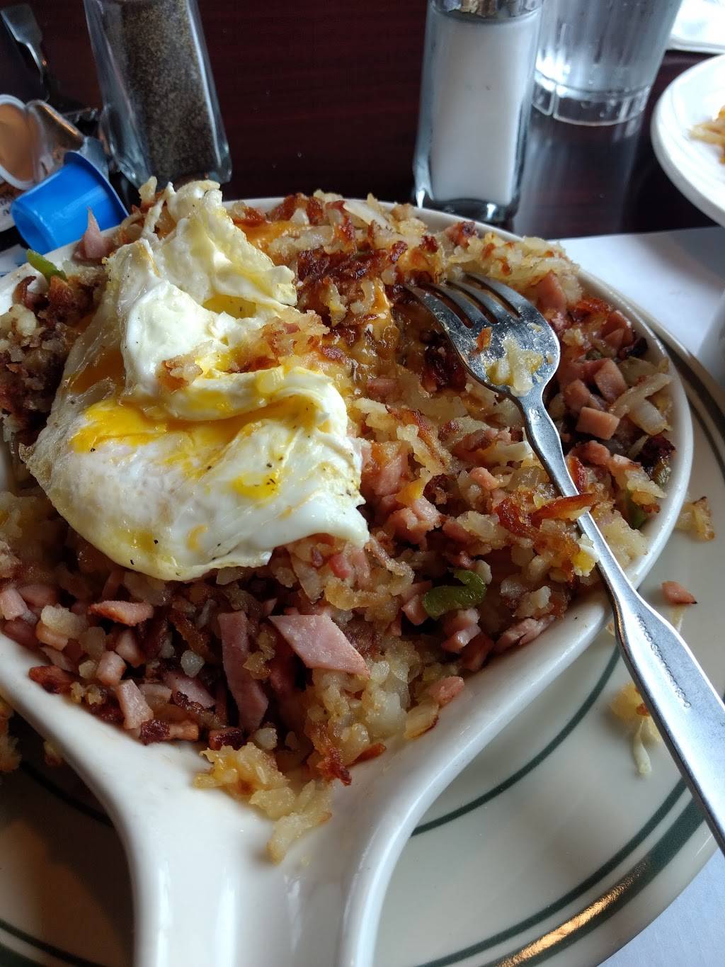 Diamands Family Restaurant | restaurant | 3000 Plainfield Rd, Joliet, IL 60435, USA | 8154361070 OR +1 815-436-1070