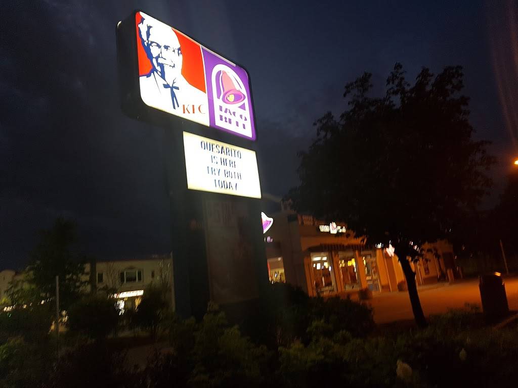 Taco Bell | meal takeaway | 7161 Goreway Dr, Mississauga, ON L4T 2T5, Canada | 9056773813 OR +1 905-677-3813