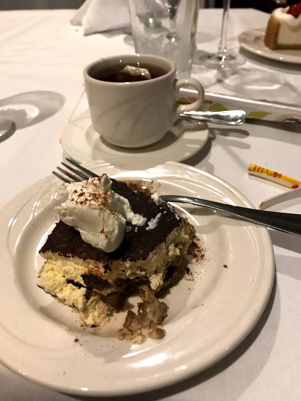 Neros Grille | restaurant | 618 S Livingston Ave, Livingston, NJ 07039, USA | 9739941410 OR +1 973-994-1410