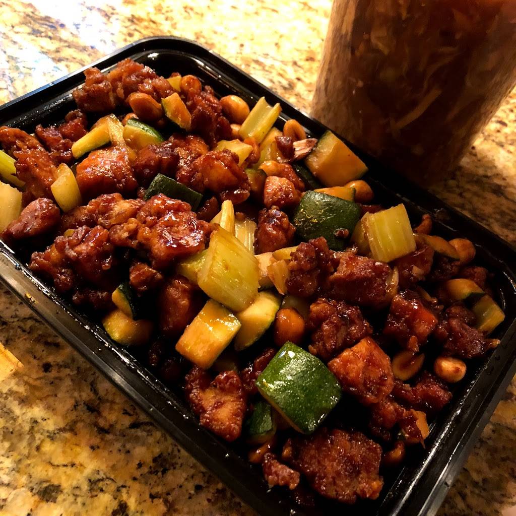 Yus China Bistro | restaurant | 32 Broadstreet Rd, Manakin-Sabot, VA 23103, USA | 8047843050 OR +1 804-784-3050