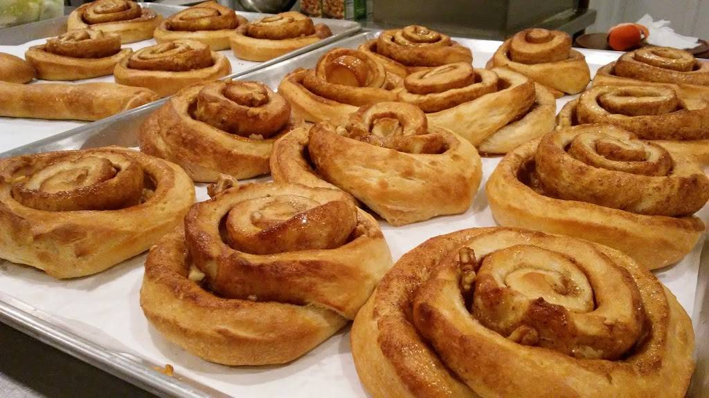 Nanas Pizza and Pie | restaurant | 242 Jefferson Ave, Moundsville, WV 26041, United States | 3048102415 OR +1 304-810-2415