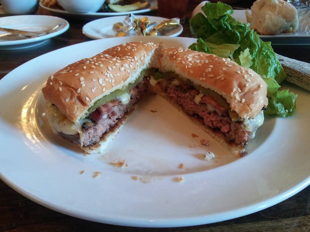 Brewsters Bar & Grill | restaurant | 201 4th St, Galt, CA 95632, USA | 2092517355 OR +1 209-251-7355