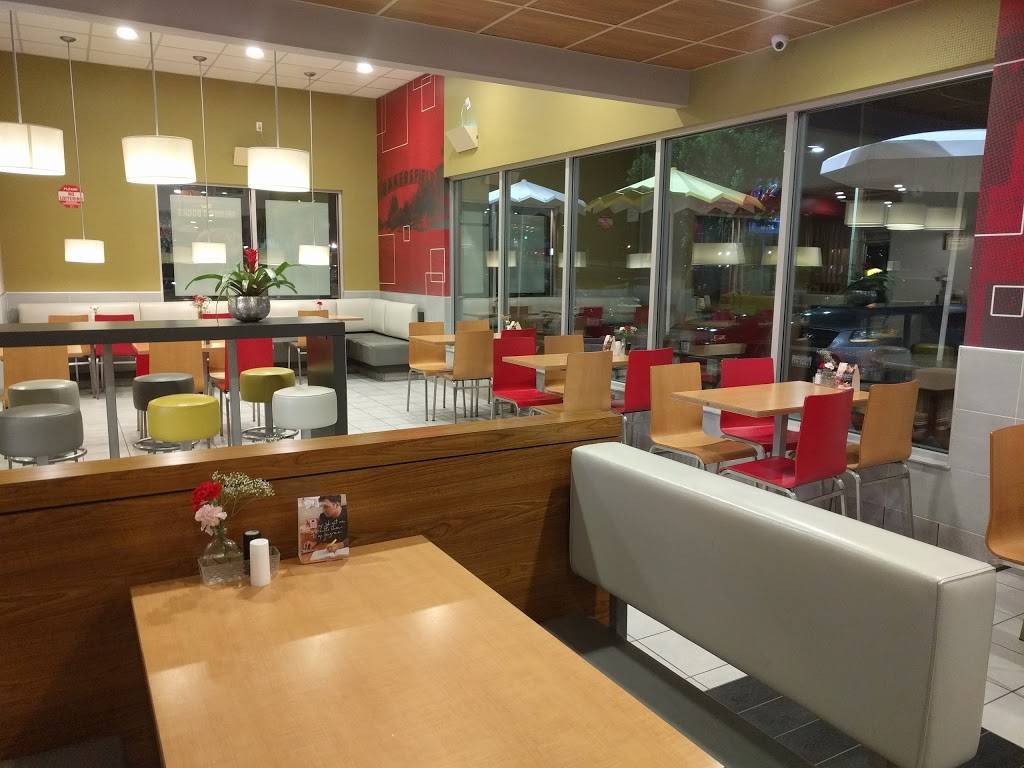 McDonalds | cafe | 2701 White Ln, Bakersfield, CA 93304, USA | 6618348560 OR +1 661-834-8560