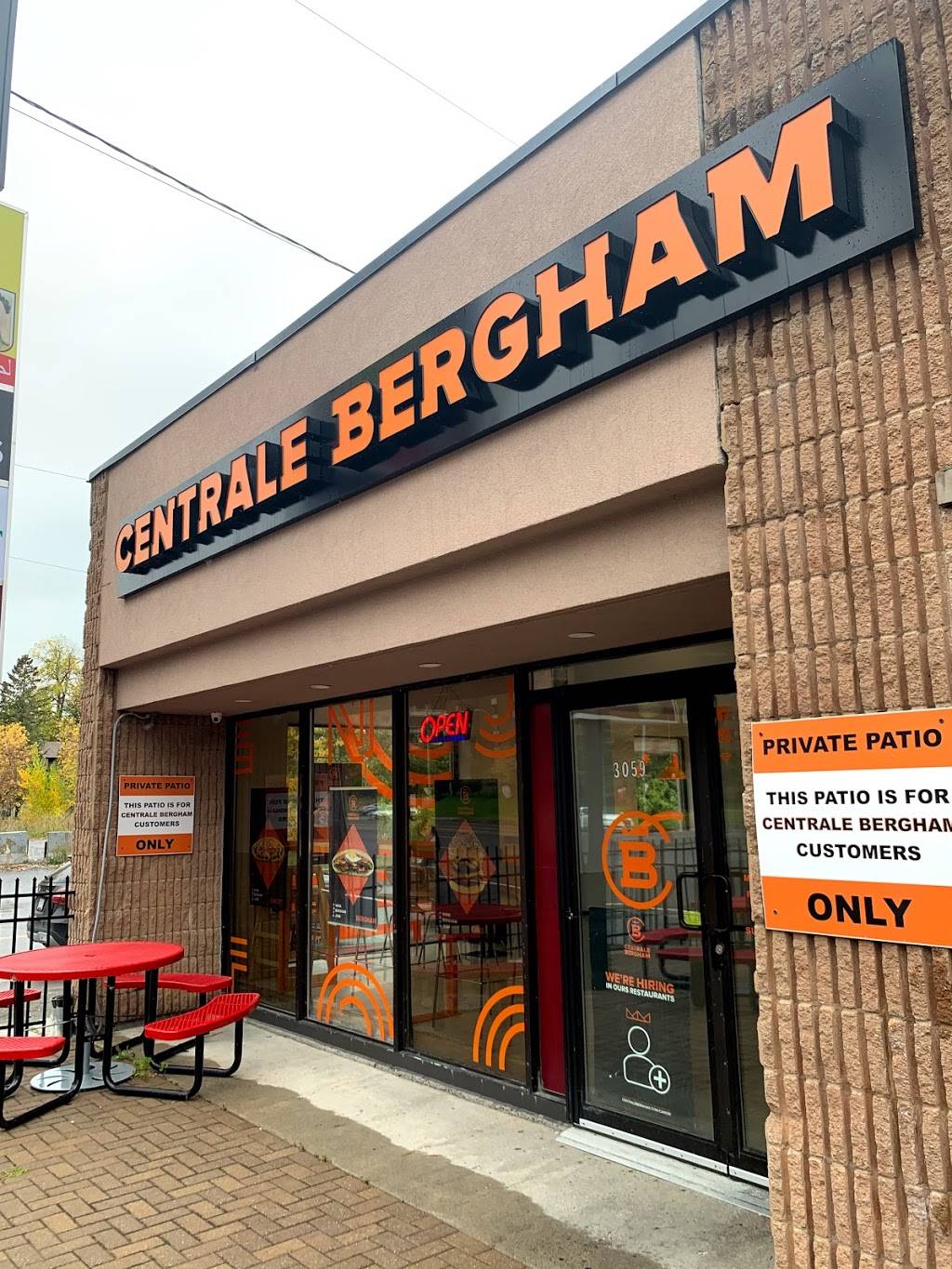 Centrale Bergham | restaurant | 3059 Carling Ave, Ottawa, ON K2B 7K4, Canada | 6134214581 OR +1 613-421-4581