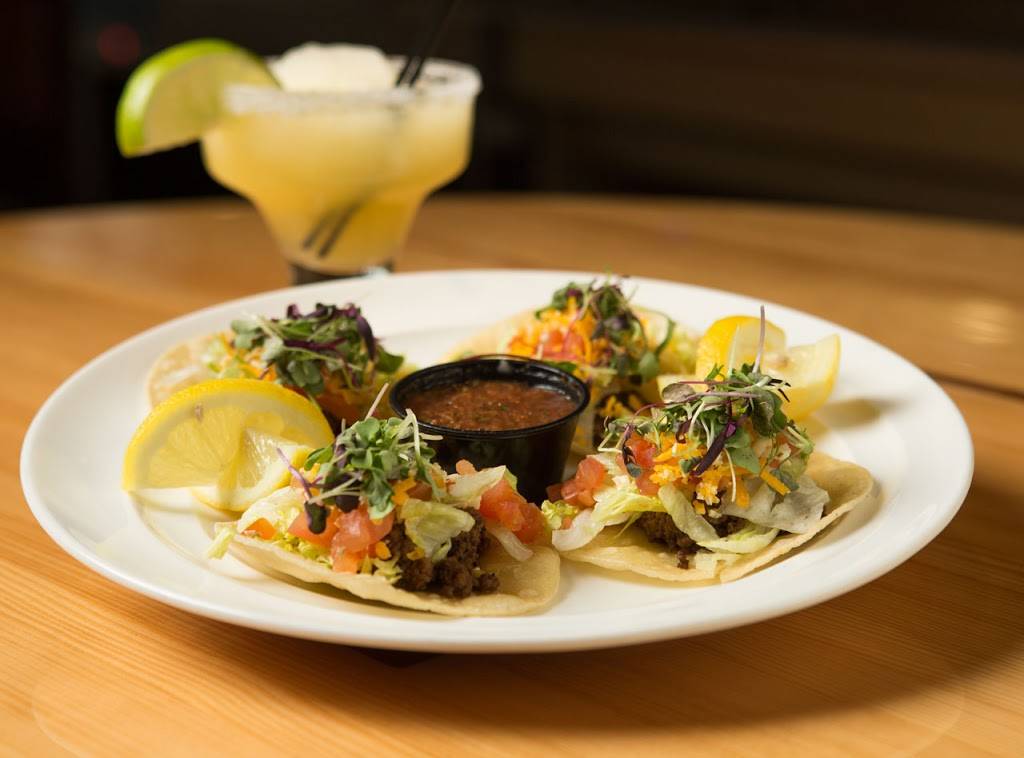 UltraStar Multi-tainment Center at Ak-Chin Circle | restaurant | 16000 N Maricopa Rd, Maricopa, AZ 85139, USA | 5205683456 OR +1 520-568-3456