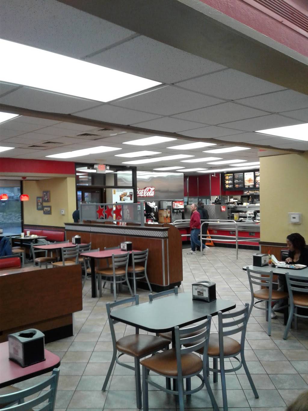 Hardees | restaurant | 921 E Washington St, Indianapolis, IN 46202, USA | 3176318890 OR +1 317-631-8890