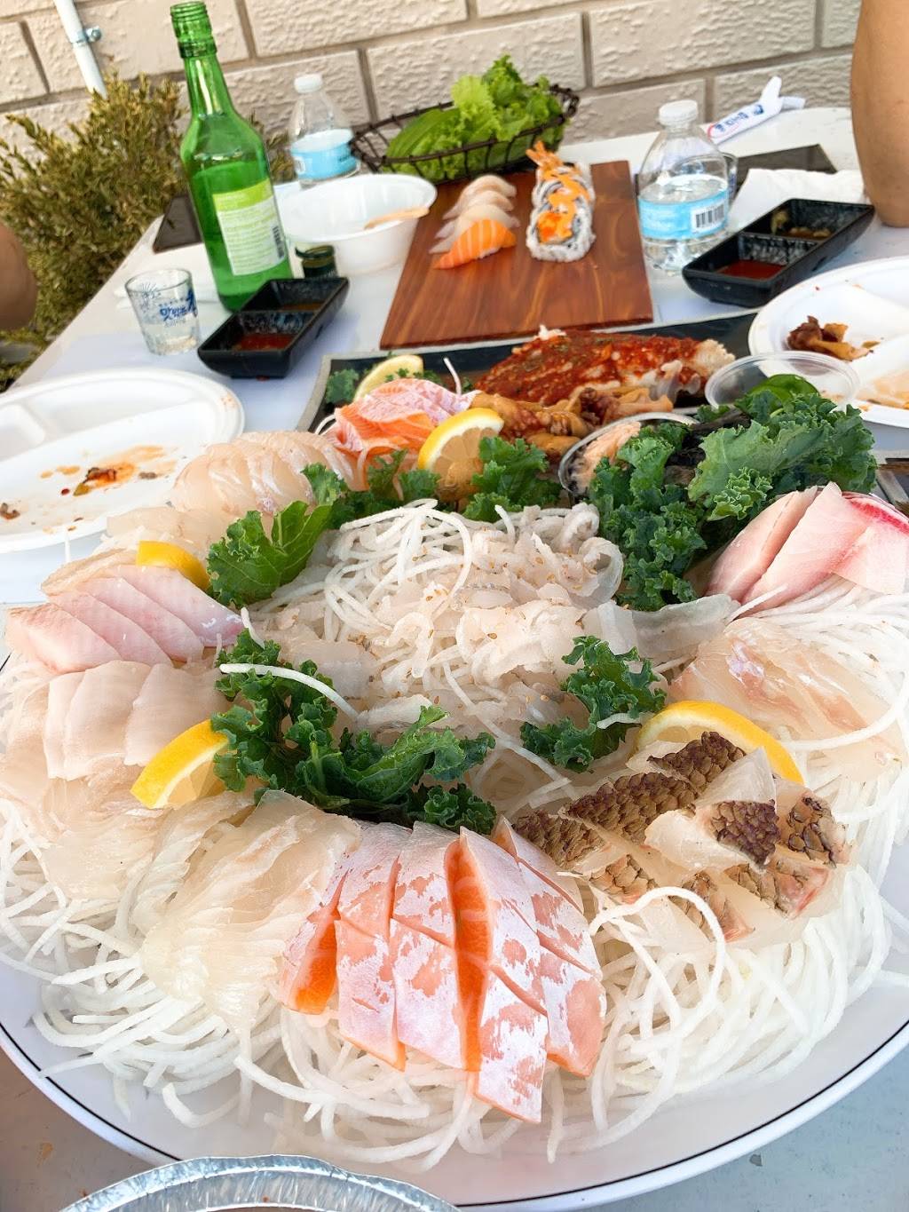 활어마을(woori sushi) | restaurant | 188-15 Northern Blvd, Queens, NY 11358, USA | 3475423844 OR +1 347-542-3844