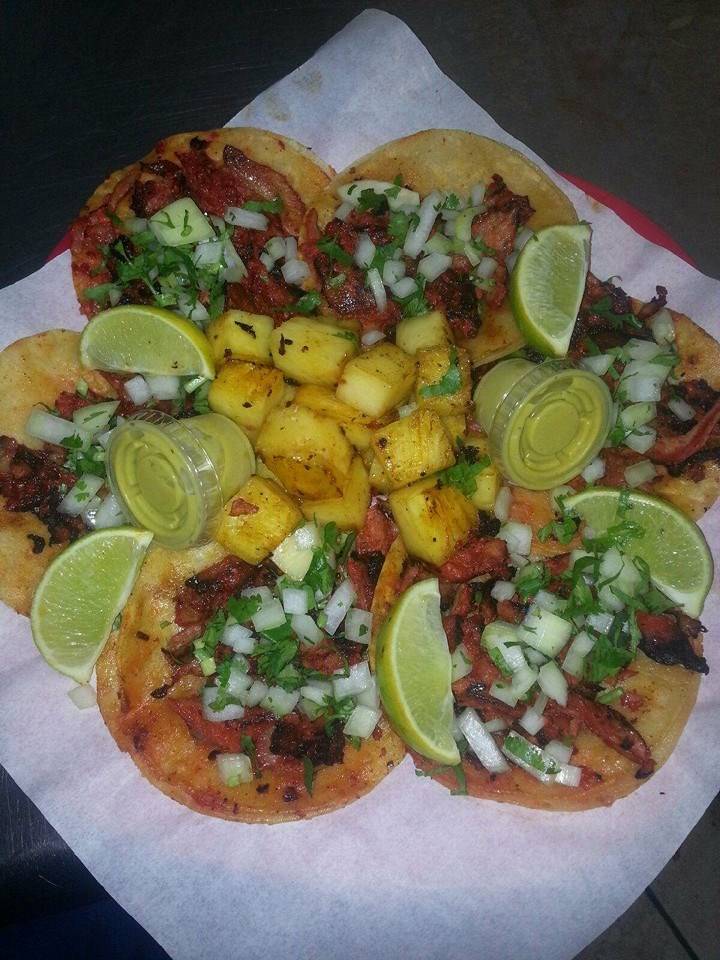 Star Food & Deli | restaurant | 8098 S Great Trinity Forest Way, Dallas, TX 75217, USA | 2143910416 OR +1 214-391-0416