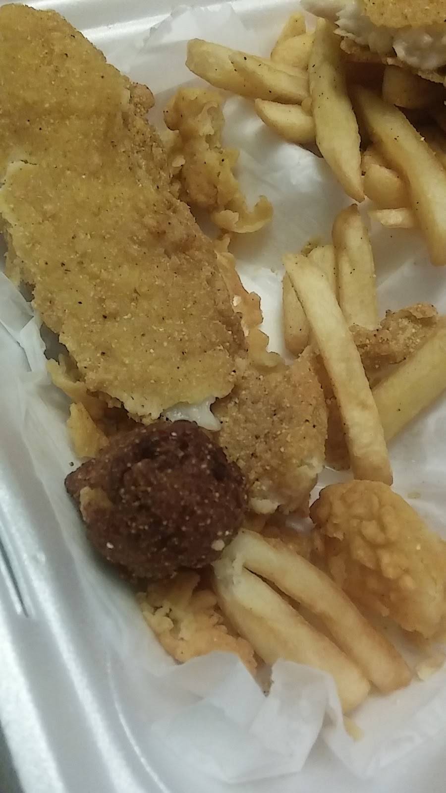 Sharks Fish & Chicken | restaurant | 1837 Montgomery Hwy #103, Hoover, AL 35244, USA | 2056823211 OR +1 205-682-3211