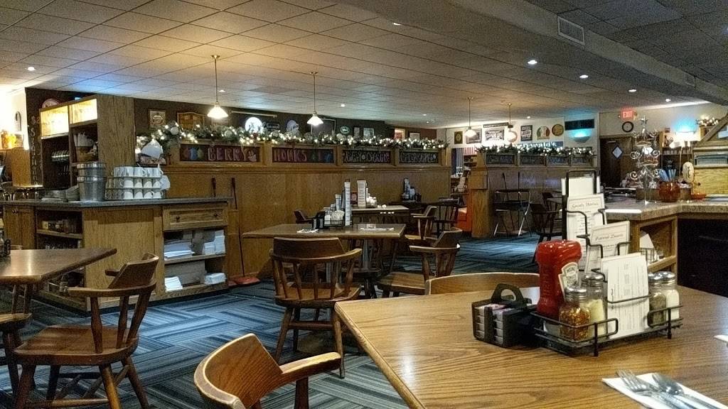 The Brass Rail | restaurant | 3015 Lehigh St, Allentown, PA 18103, USA | 6107971927 OR +1 610-797-1927