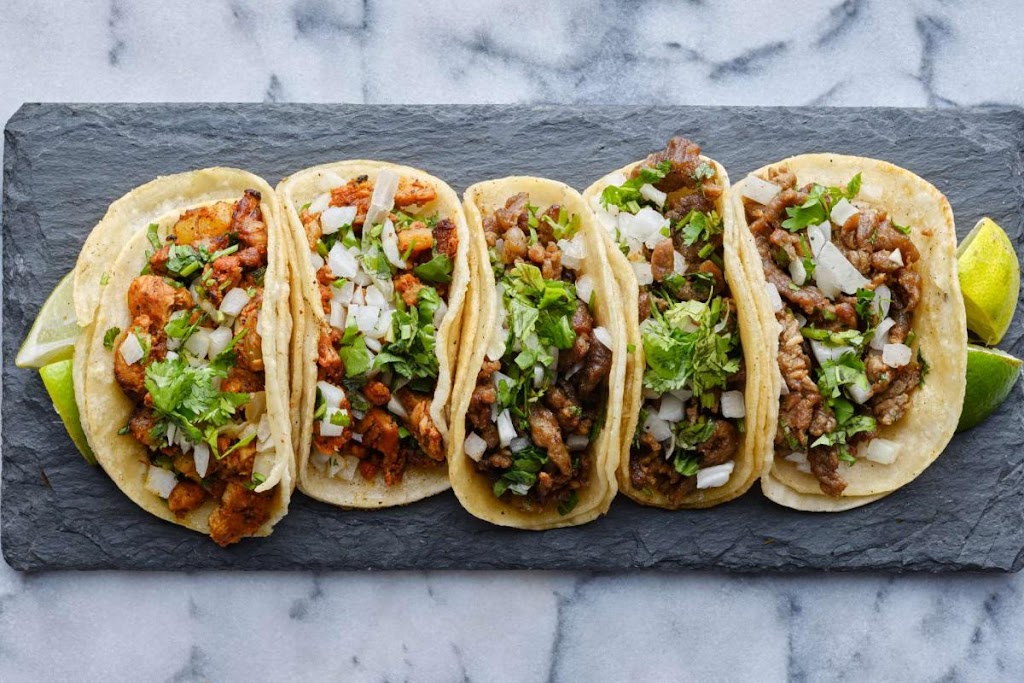 Mi Pais Family Restaurant | restaurant | 730 Western Ave, Lynn, MA 01905, USA | 7814770851 OR +1 781-477-0851