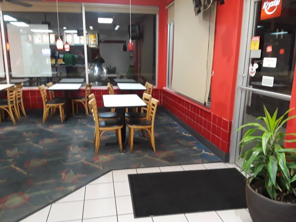 Krystal | restaurant | 10555 Suwannee Plaza Ln, Live Oak, FL 32060, USA | 3862080790 OR +1 386-208-0790