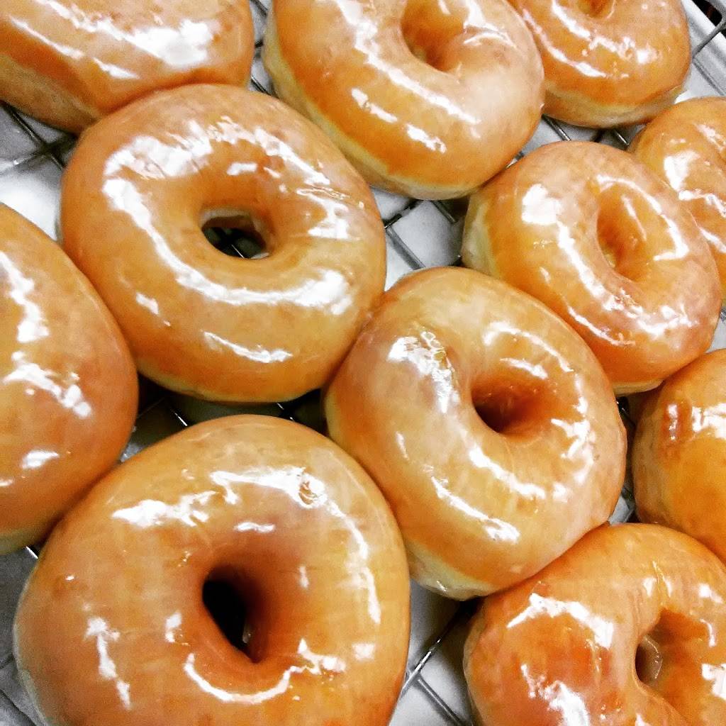Sunny Donuts | bakery | 724 Highland Ave # A, National City, CA 91950, USA | 6194773222 OR +1 619-477-3222