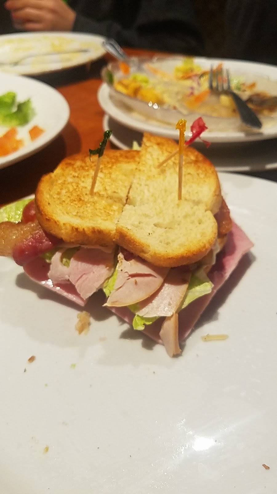 Manor Grill | restaurant | 526 Manor Blvd, San Leandro, CA 94579, USA | 5109697354 OR +1 510-969-7354